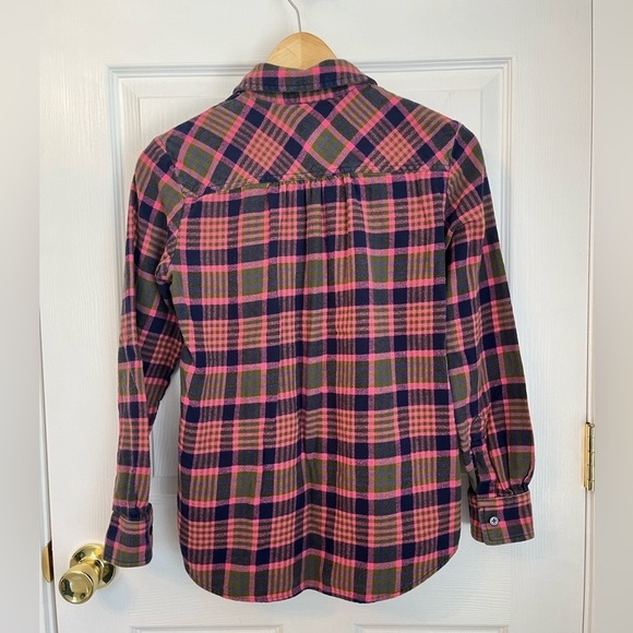 Lands End Women’s Flannel Button Down - Picture 3 of 3